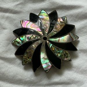 925 Silver, Onyx and Abalone Brooch/Pendant.